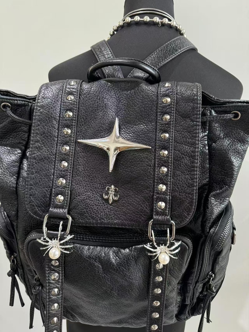Gothic Punk PU Leather Shoulde - Leatherwork Rivets recension och pris